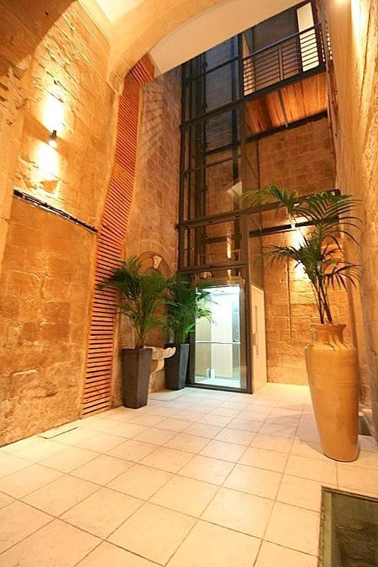 Old Mint No2 Apartment