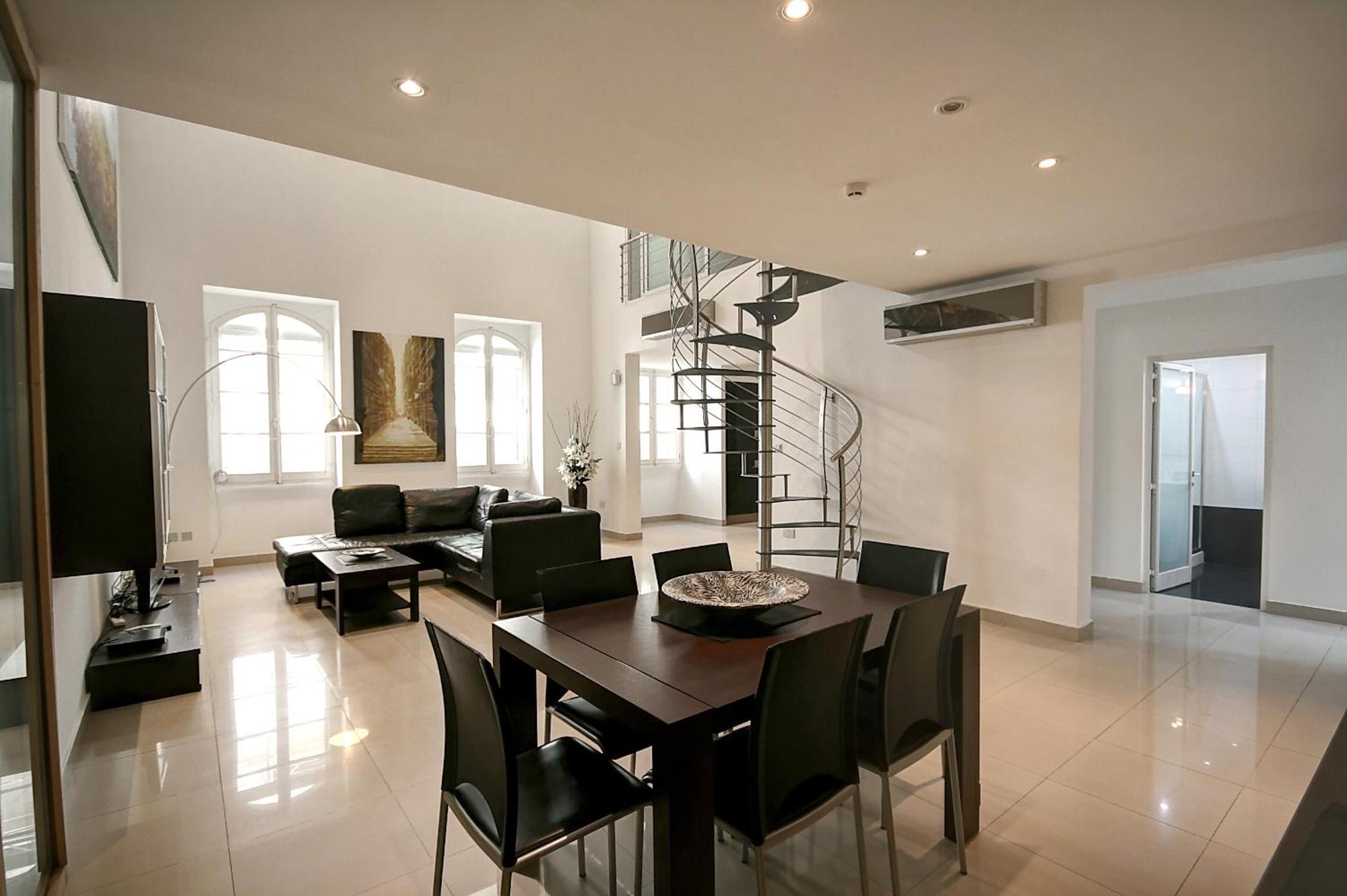 Old Mint No2 Apartment